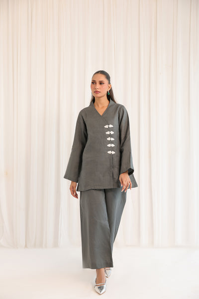 Charcoal Grey overlap basic