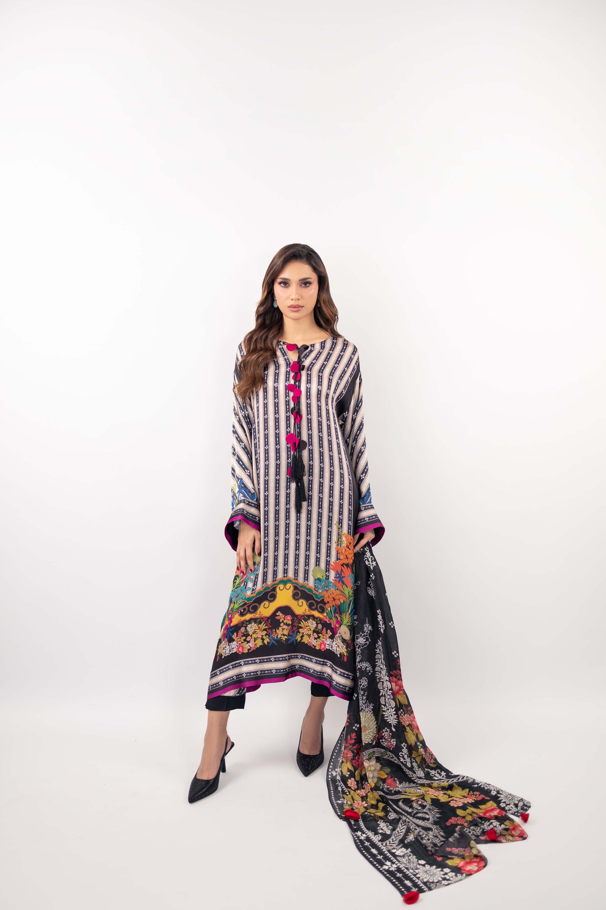 saman khalid designer dresses Our C.E.O Saman Khalid looking super chic in our latest cobalt blue outfit with gold work on the shirt and pants! We love the detailing! #sammyk #samankhalid #pretwear